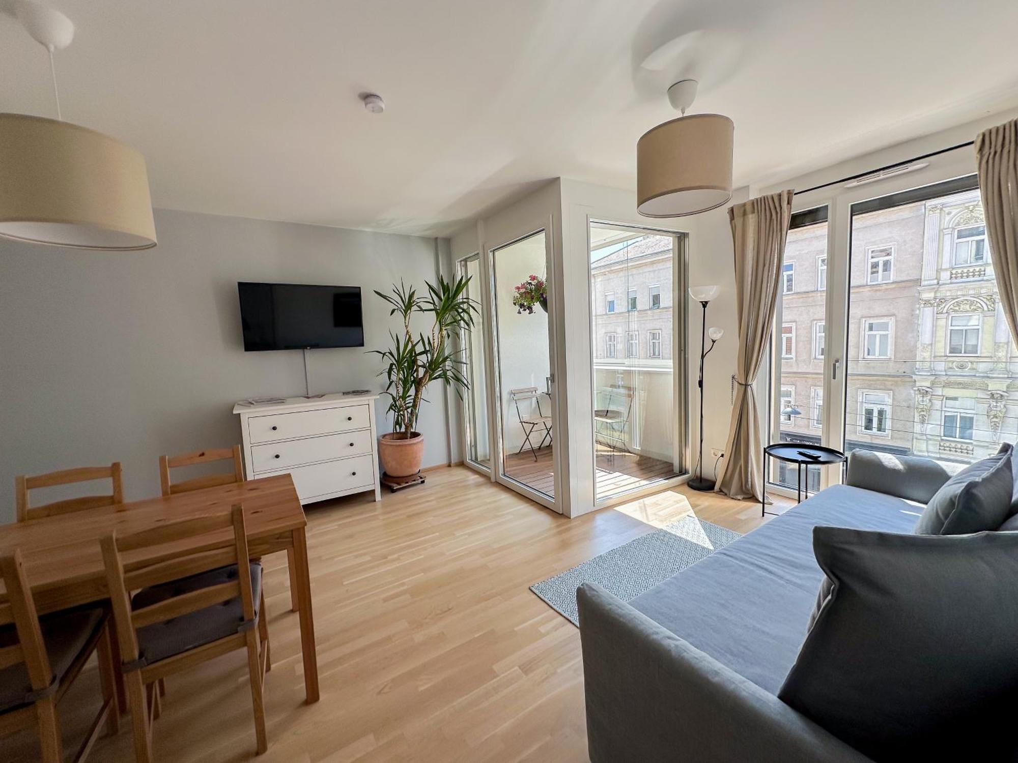Vienna Sunny Side Up Apartments Bagian luar foto