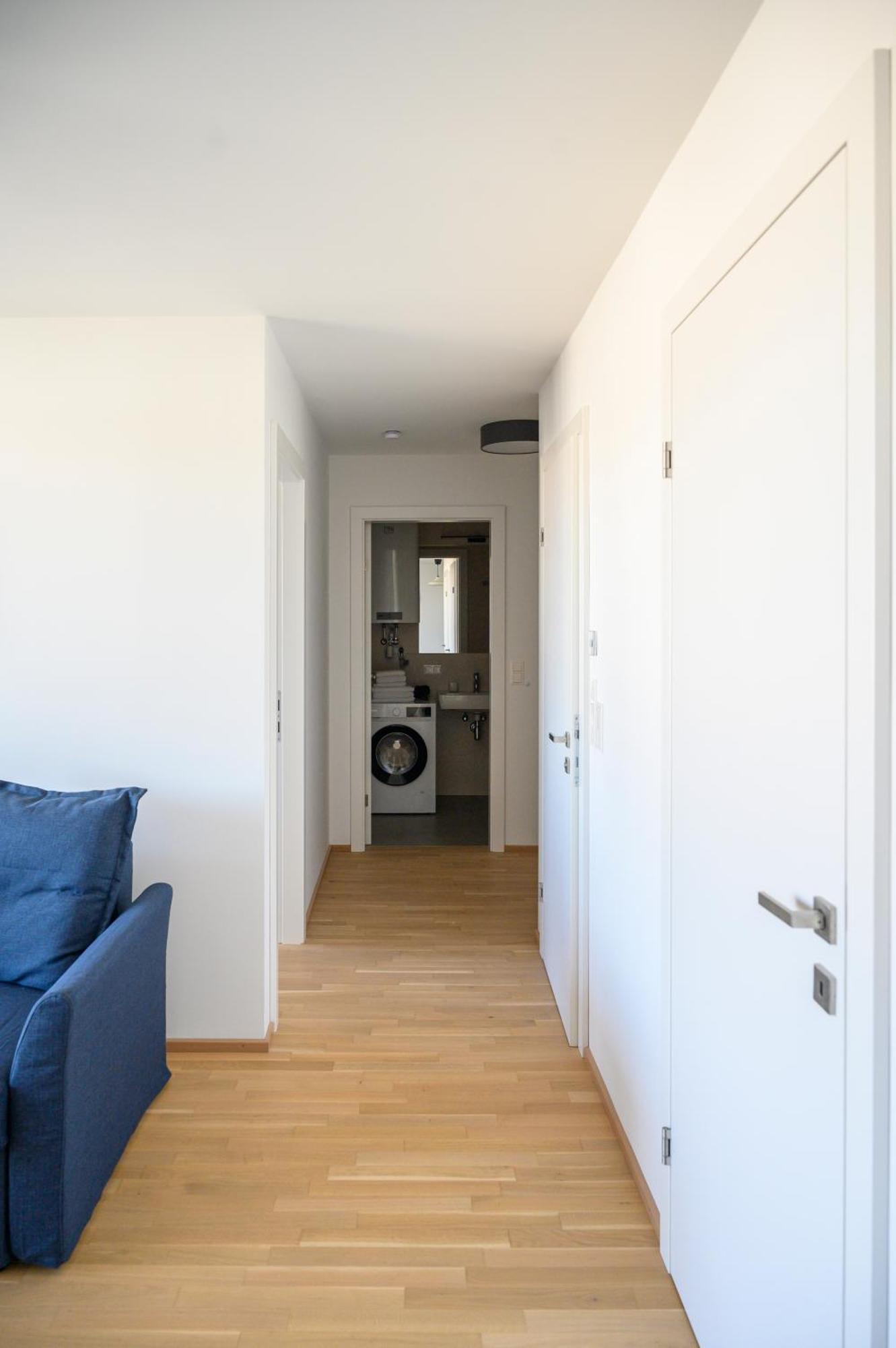 Vienna Sunny Side Up Apartments Bagian luar foto