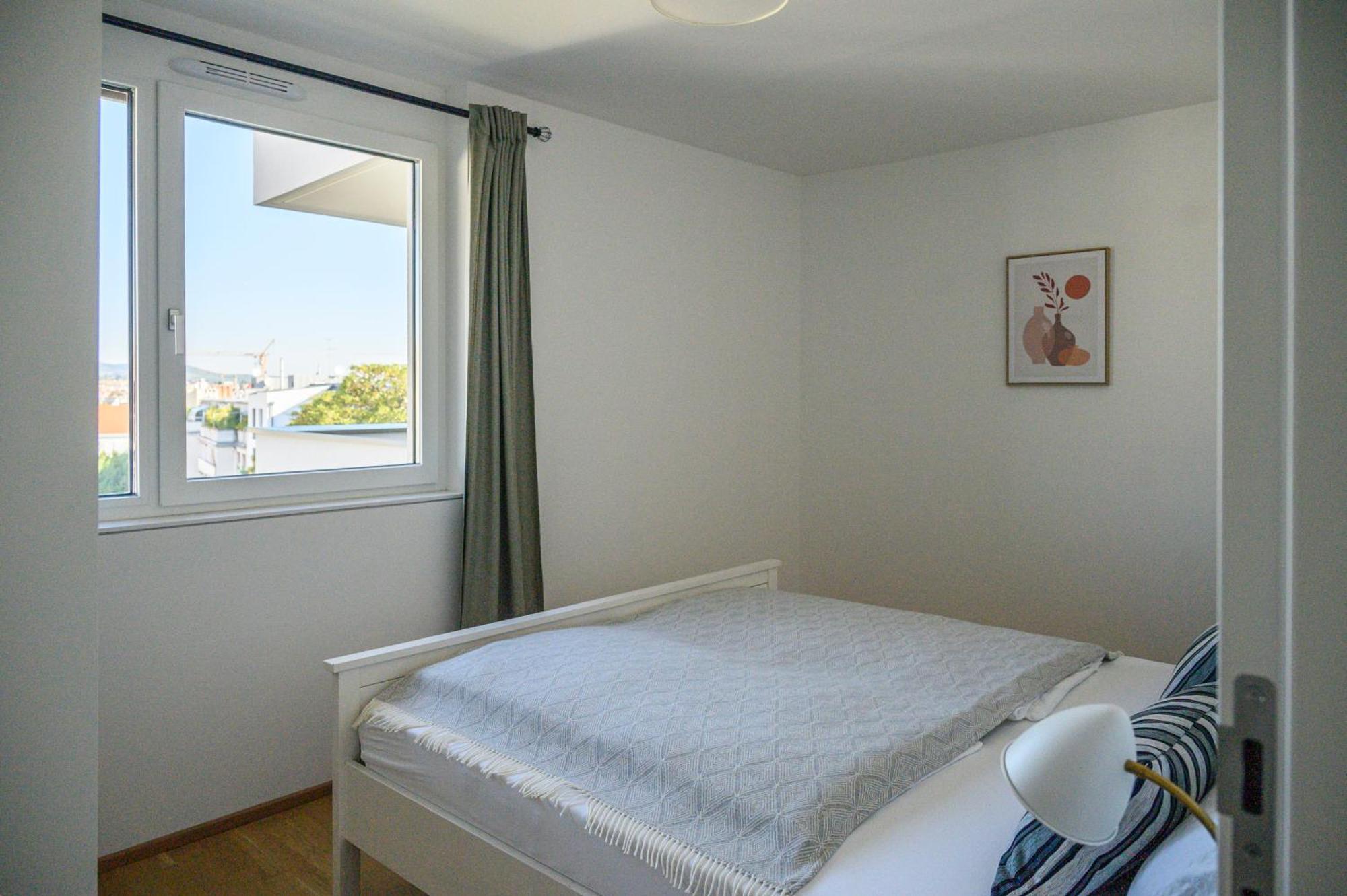 Vienna Sunny Side Up Apartments Bagian luar foto